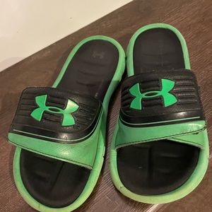 UA slides size 4